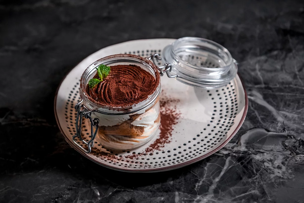 Интерьер/Экстерьер/Банкетная зона/Бар/Стол для двоих/Вход/Главный зал/Lounge зона лаунж Birja Prime фото