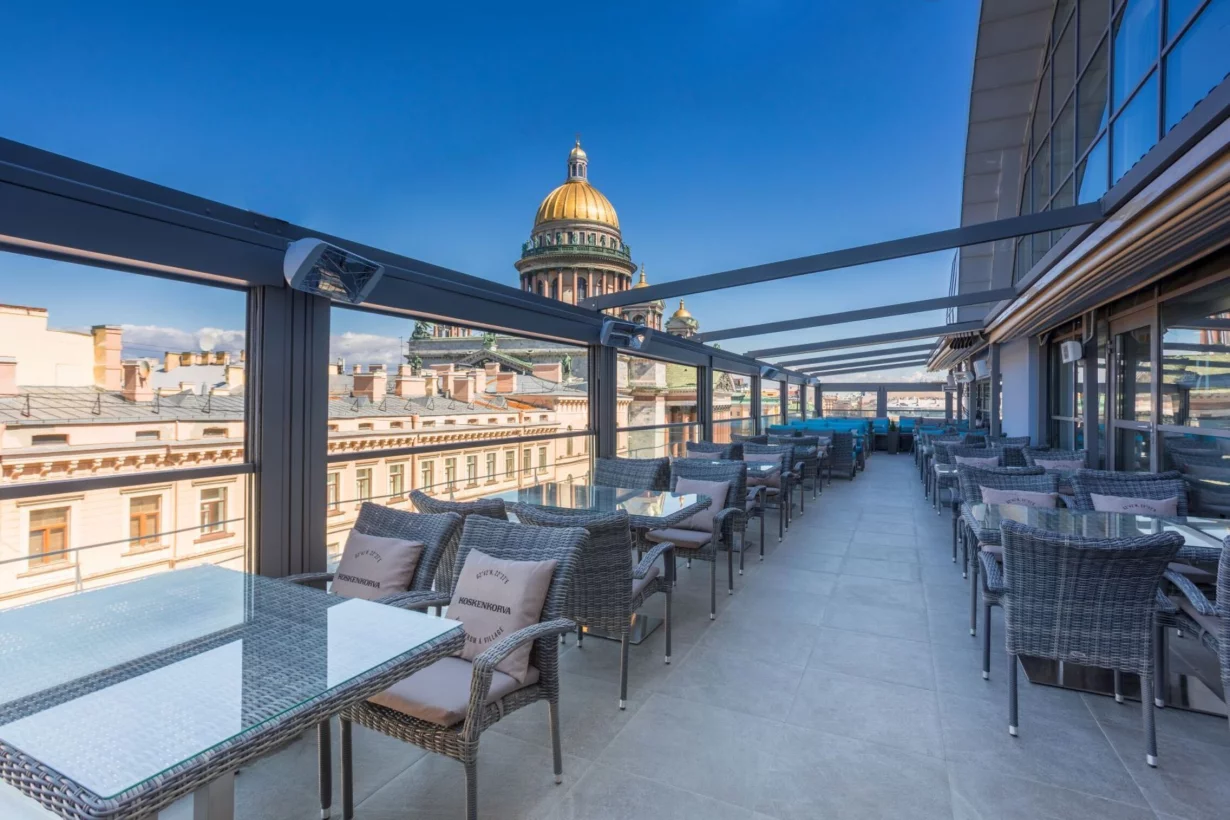 Открытие: Терраса в отеле Ренессанс Санкт-Петербург Балтик Sobaka.ru