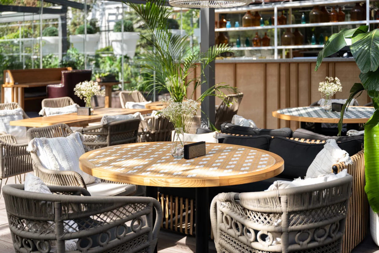 Интерьер/Экстерьер/Банкетная зона/Бар/Стол для двоих/Вход/Главный зал/Lounge зона ресторан Дымзавод Хамовники фото