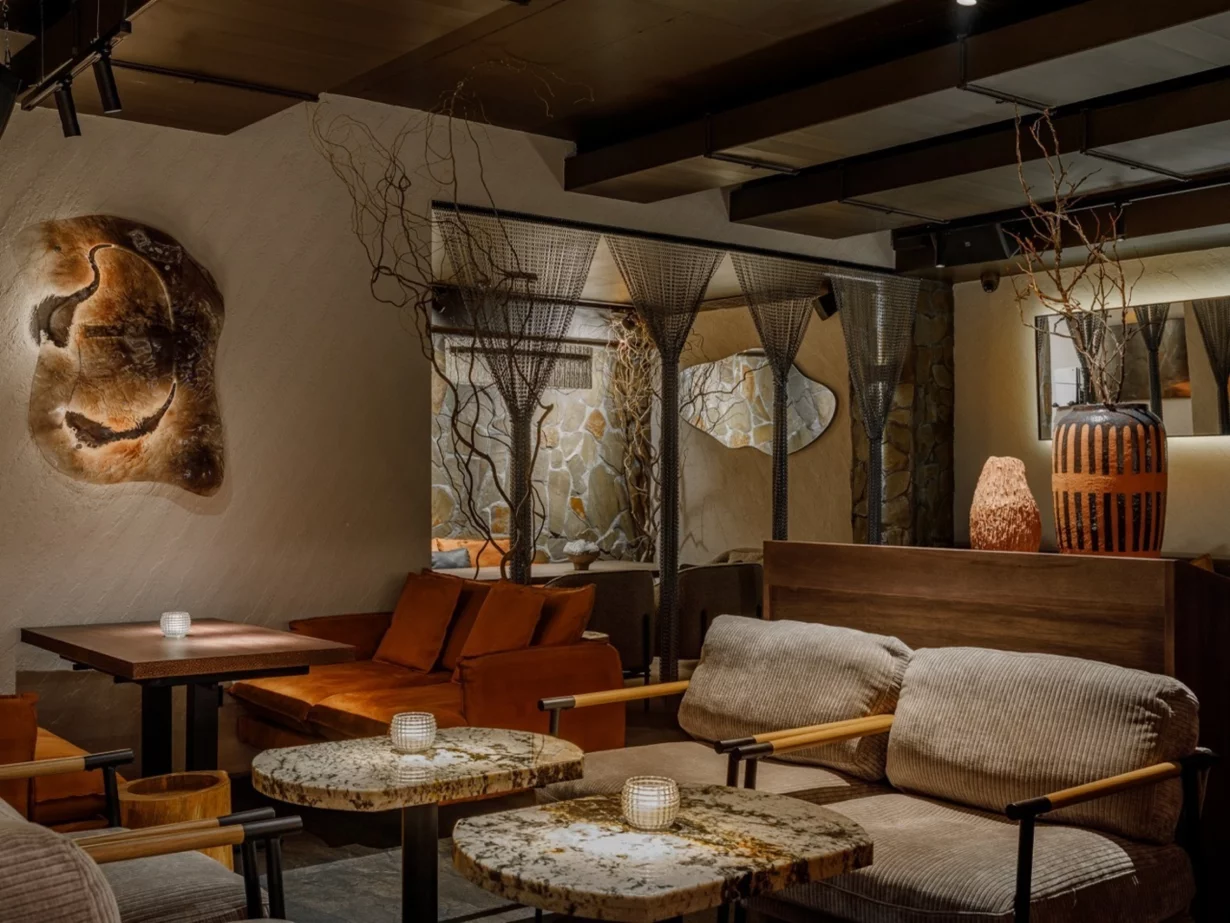 Интерьер/Экстерьер/Банкетная зона/Бар/Стол для двоих/Вход/Главный зал/Lounge зона бар Лед и пламя фото