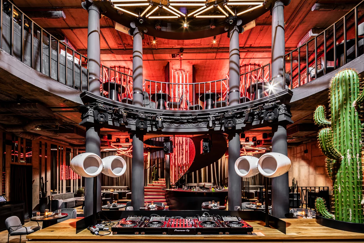 Flava Event Dom