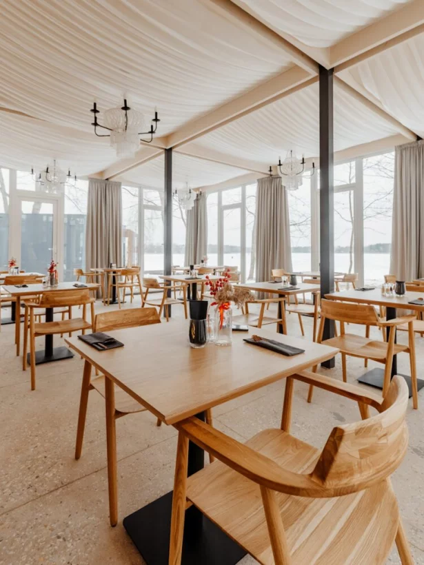 Интерьер/Экстерьер/Банкетная зона/Бар/Стол для двоих/Вход/Главный зал/Lounge зона ресторан Берег желаний фото