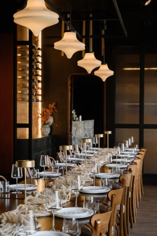 Интерьер/Экстерьер/Банкетная зона/Бар/Стол для двоих/Вход/Главный зал/Lounge зона банкетный зал Сезоны на Фонтанке фото