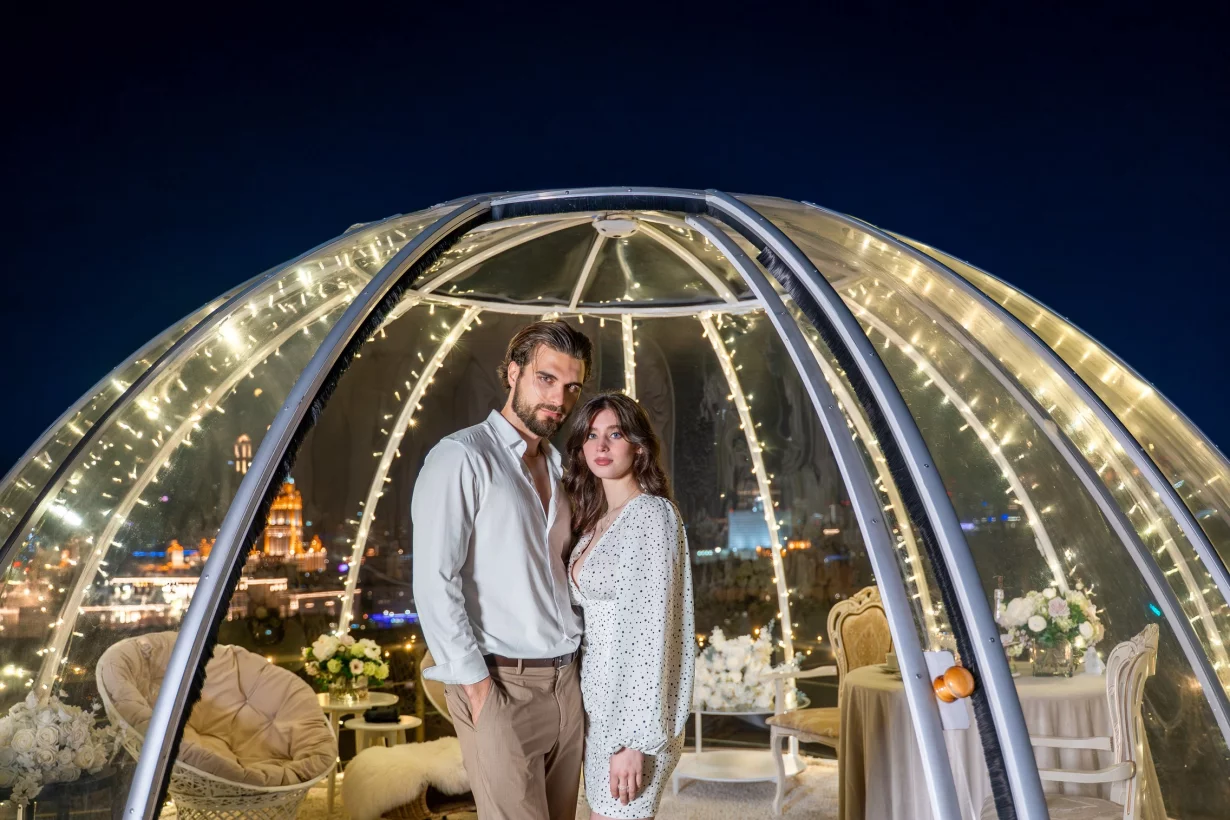 Интерьер/Экстерьер/Банкетная зона/Бар/Стол для двоих/Вход/Главный зал/Lounge зона лофт One Love фото