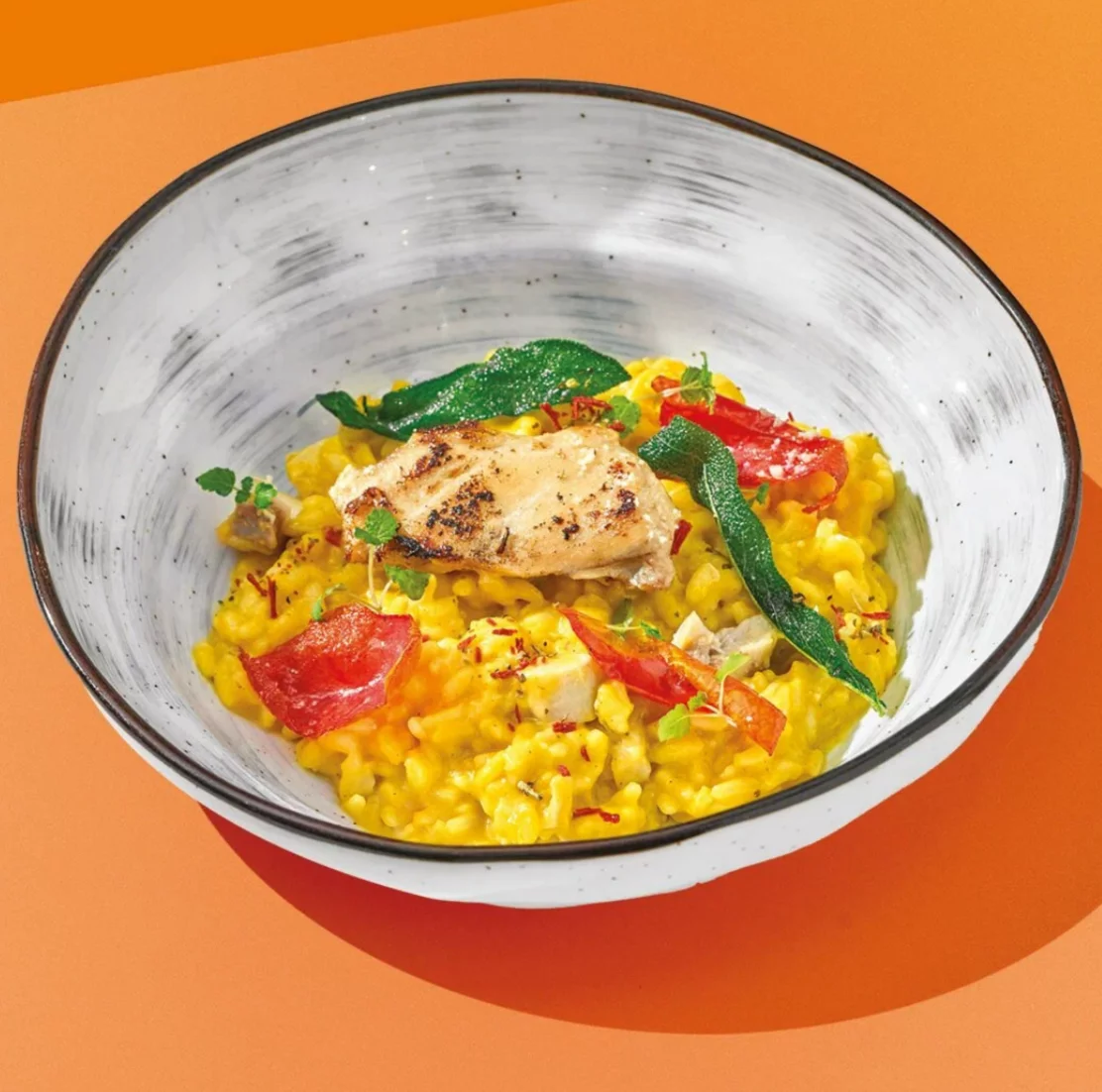 Интерьер/Экстерьер/Банкетная зона/Бар/Стол для двоих/Вход/Главный зал/Lounge зона ресторан IL Патио фото