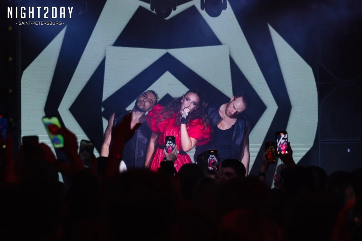 Интерьер/Экстерьер/Банкетная зона/Бар/Стол для двоих/Вход/Главный зал/Lounge зона клуб Project фото