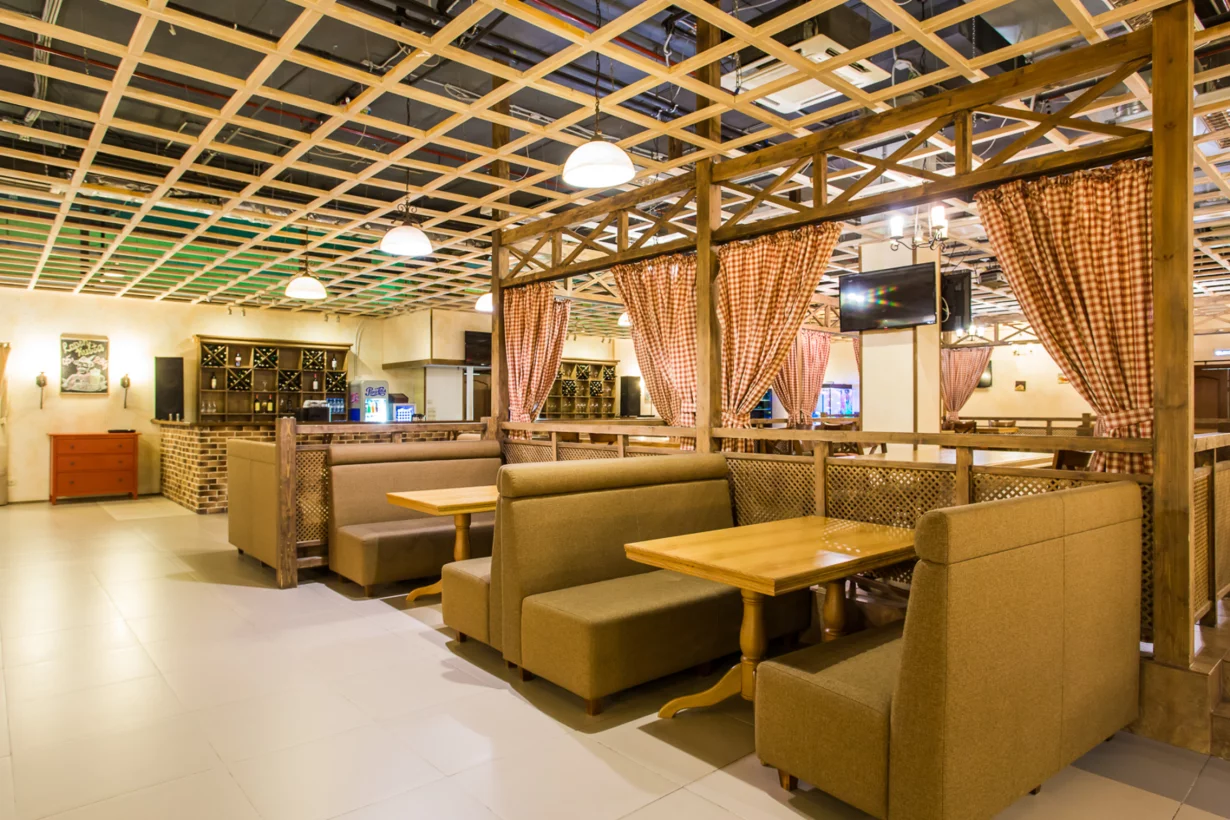 Интерьер/Экстерьер/Банкетная зона/Бар/Стол для двоих/Вход/Главный зал/Lounge зона банкетный зал Боулинг-клуб фото
