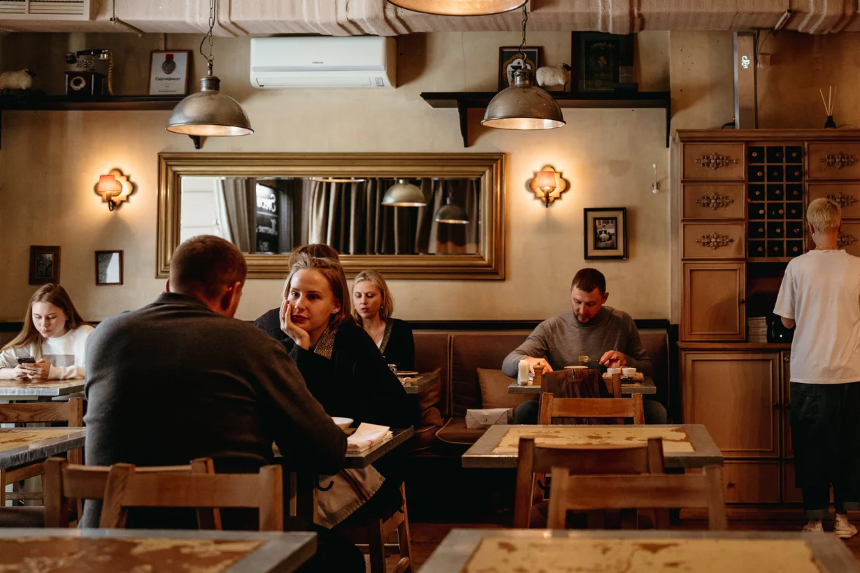 Ресторан Uilliam`s. Бронирование столиков в ресторанах, выбор ресторана, электро