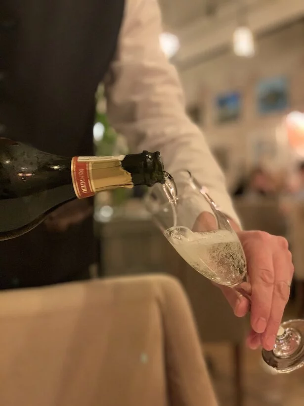 Интерьер/Экстерьер/Банкетная зона/Бар/Стол для двоих/Вход/Главный зал/Lounge зона ресторан Субботица Фили фото