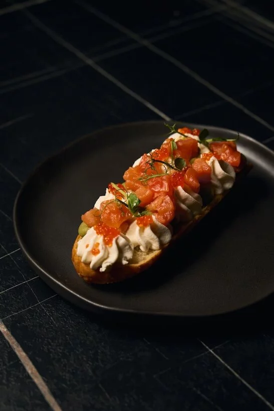 Интерьер/Экстерьер/Банкетная зона/Бар/Стол для двоих/Вход/Главный зал/Lounge зона караоке-клуб Гримёрка фото