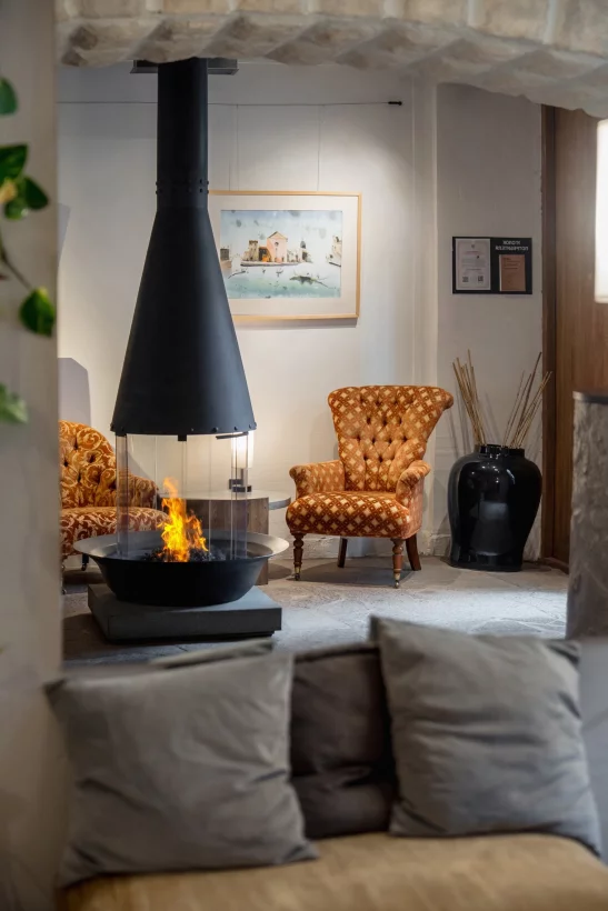 Интерьер/Экстерьер/Банкетная зона/Бар/Стол для двоих/Вход/Главный зал/Lounge зона бар Molo фото