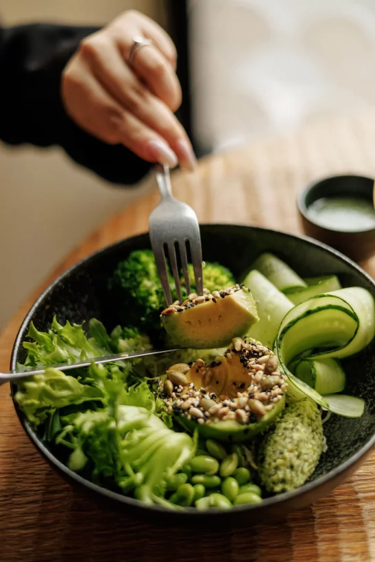 Интерьер/Экстерьер/Банкетная зона/Бар/Стол для двоих/Вход/Главный зал/Lounge зона ресторан Ro фото