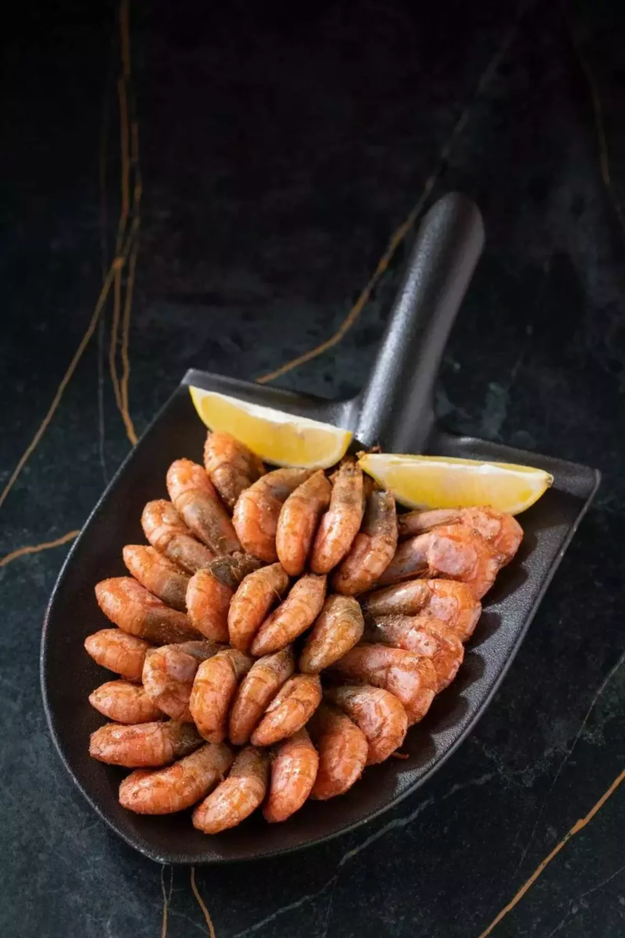 Интерьер/Экстерьер/Банкетная зона/Бар/Стол для двоих/Вход/Главный зал/Lounge зона ресторан Роял Раки by Angela фото