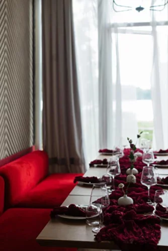 Интерьер/Экстерьер/Банкетная зона/Бар/Стол для двоих/Вход/Главный зал/Lounge зона ресторан Берег желаний фото