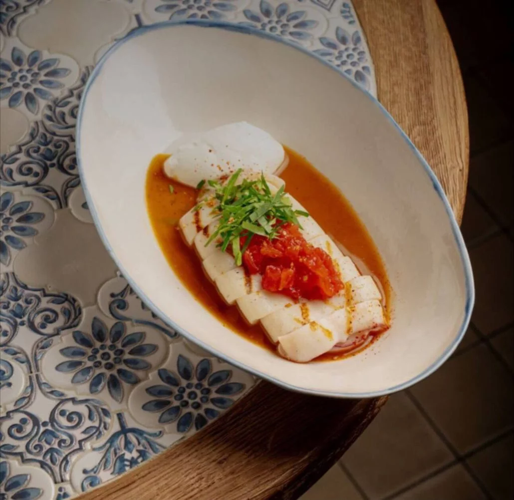 Интерьер/Экстерьер/Банкетная зона/Бар/Стол для двоих/Вход/Главный зал/Lounge зона ресторан Грис фото