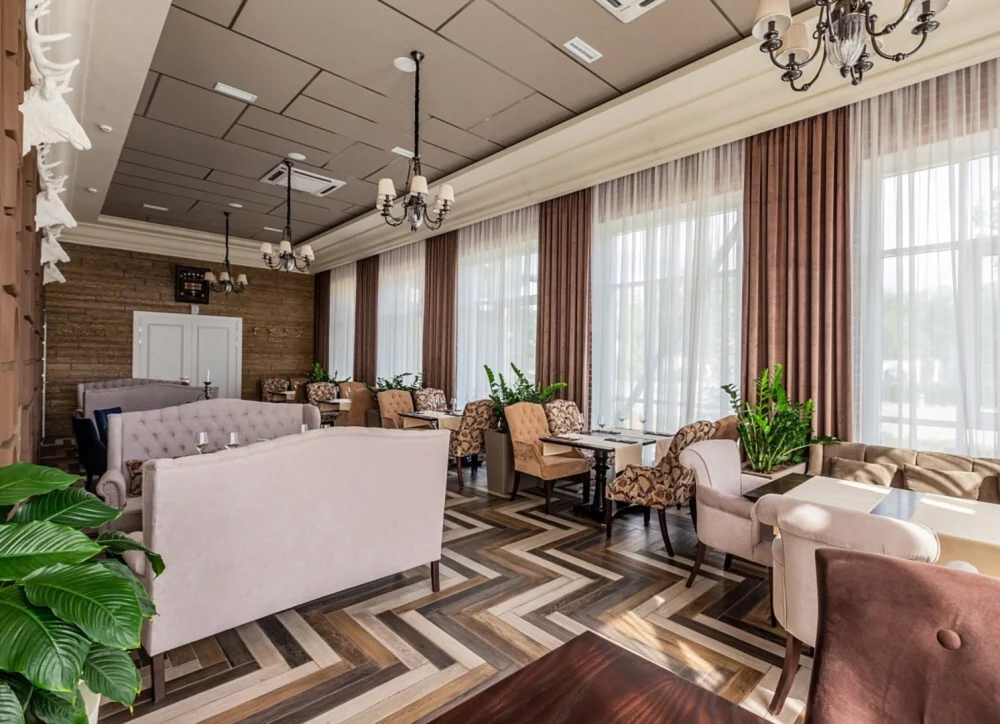 Интерьер/Экстерьер/Банкетная зона/Бар/Стол для двоих/Вход/Главный зал/Lounge зона ресторан Графский парк фото