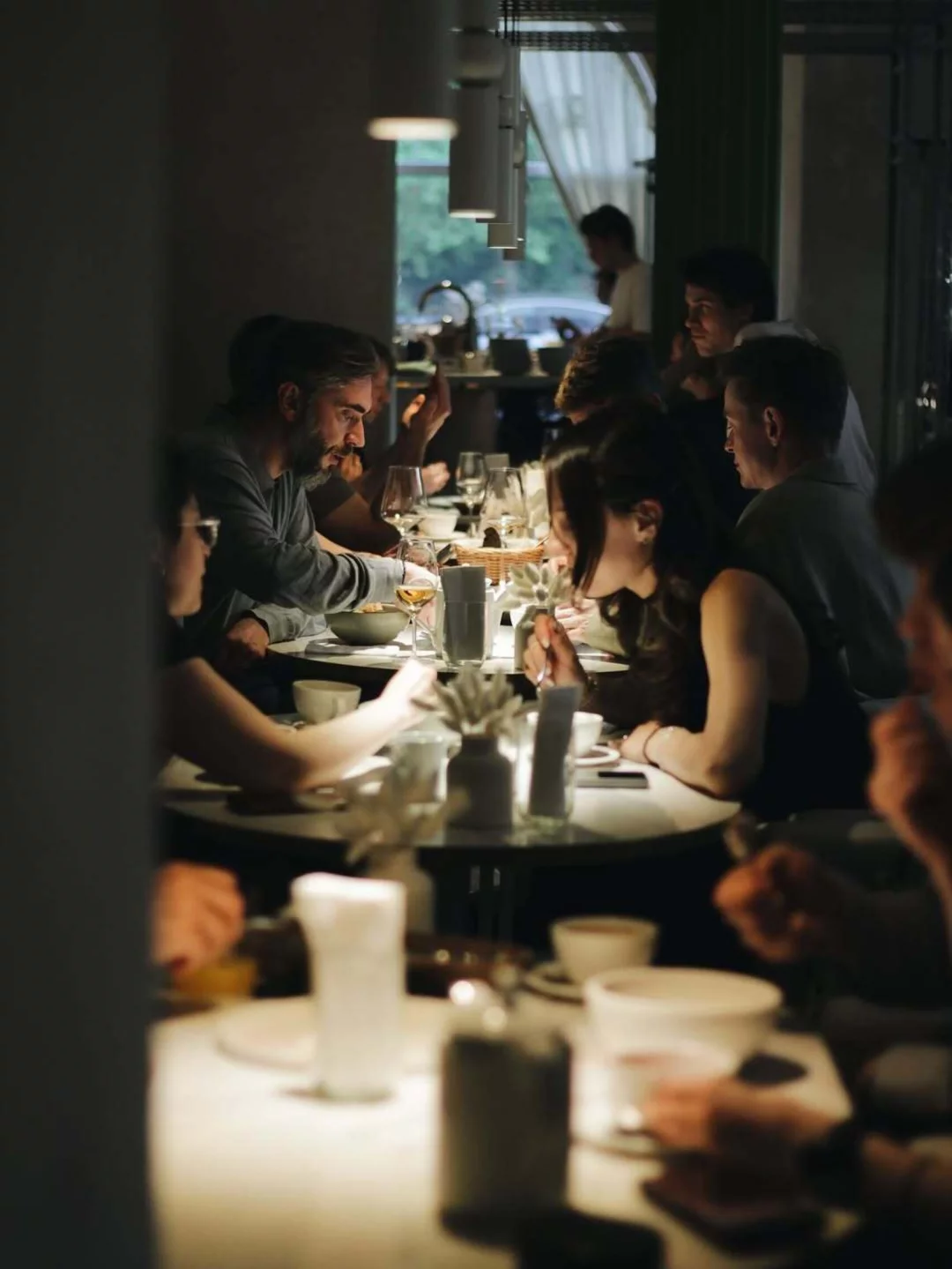 Интерьер/Экстерьер/Банкетная зона/Бар/Стол для двоих/Вход/Главный зал/Lounge зона ресторан Animals фото