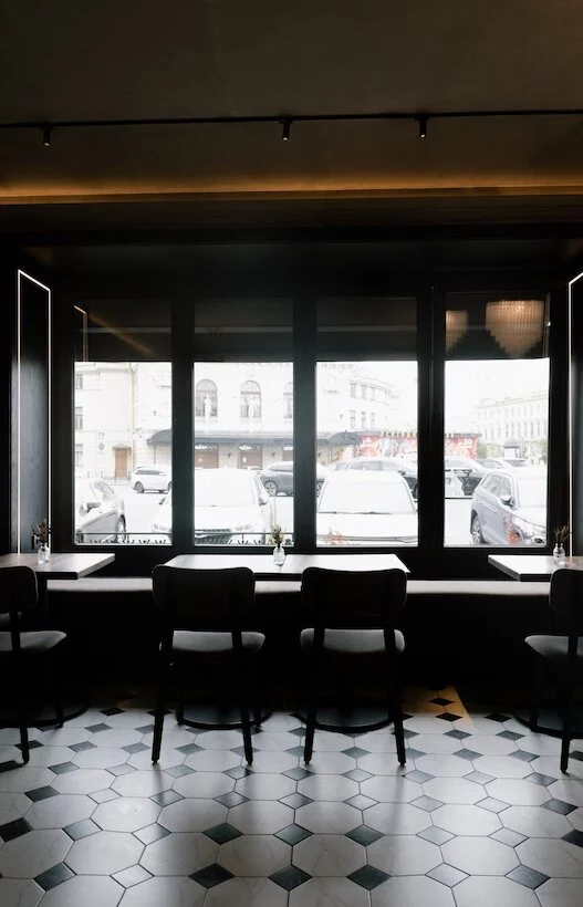 Интерьер/Экстерьер/Банкетная зона/Бар/Стол для двоих/Вход/Главный зал/Lounge зона ресторан Lorenzo Medici фото