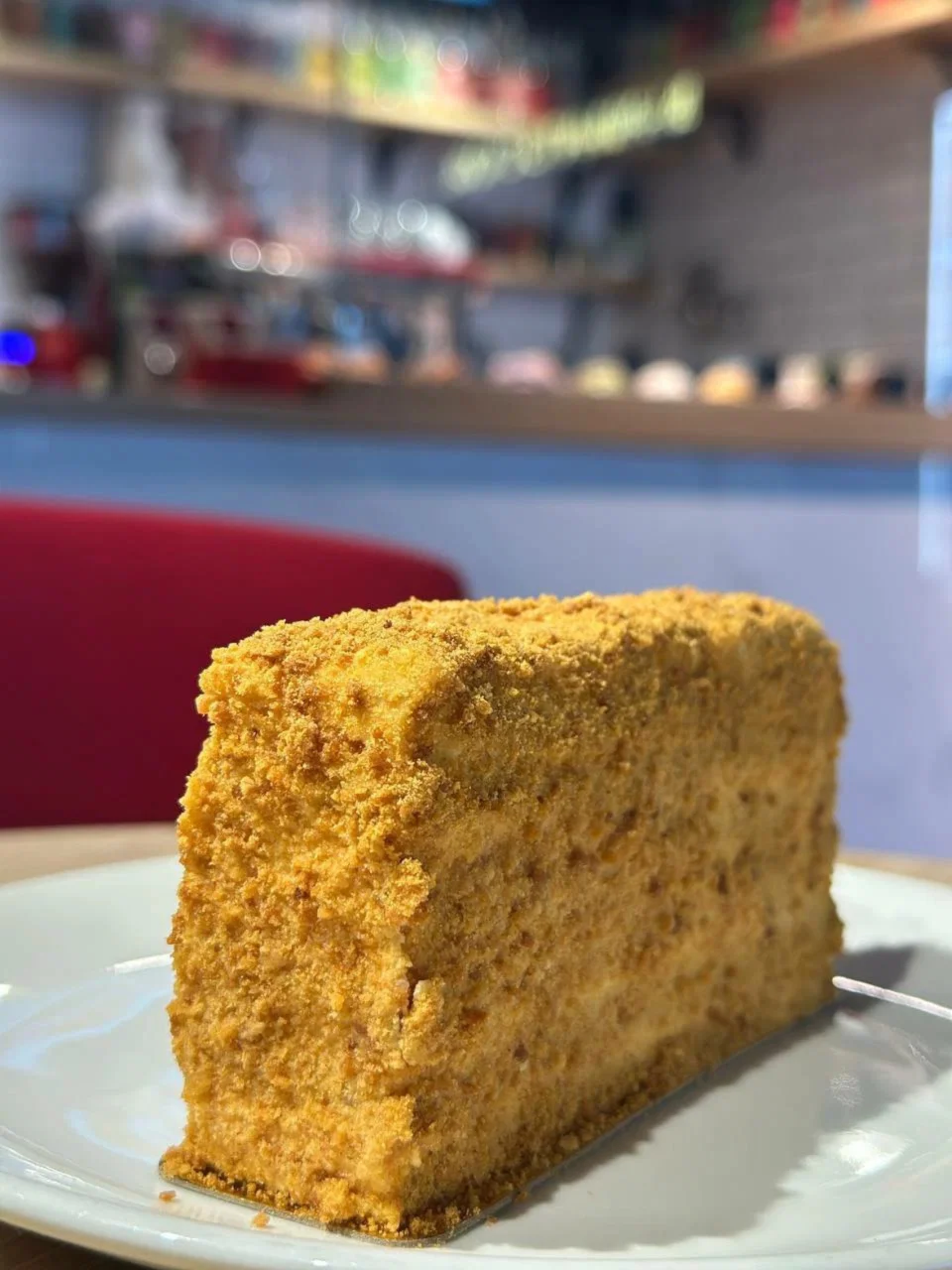 Интерьер/Экстерьер/Банкетная зона/Бар/Стол для двоих/Вход/Главный зал/Lounge зона кофейня Кекслав фото