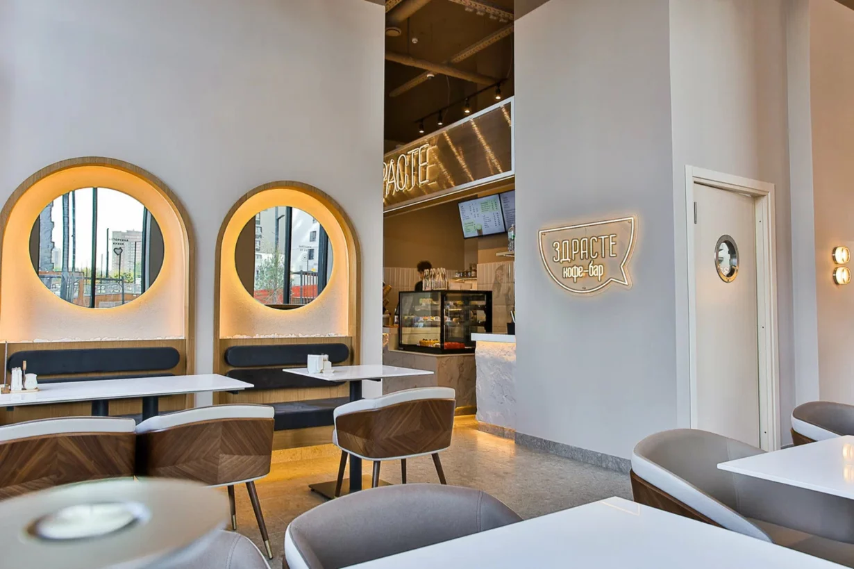 Интерьер/Экстерьер/Банкетная зона/Бар/Стол для двоих/Вход/Главный зал/Lounge зона кафе Здрасте фото