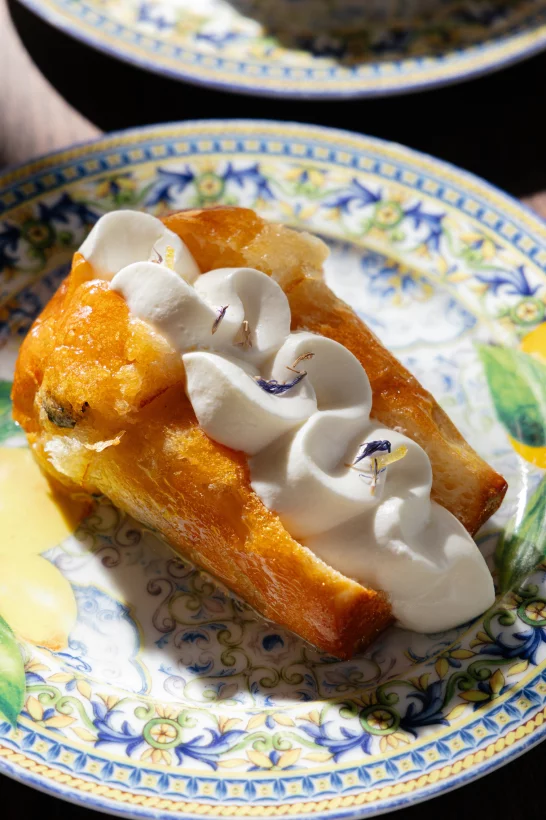 Интерьер/Экстерьер/Банкетная зона/Бар/Стол для двоих/Вход/Главный зал/Lounge зона ресторан Sapori di Italia фото