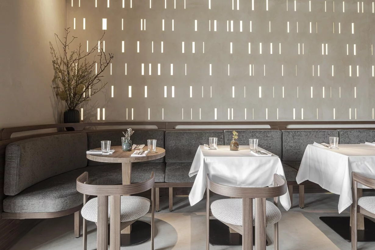 The outlet folk restaurant