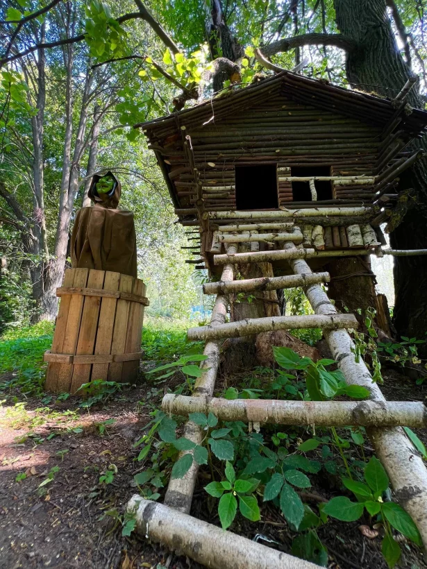 Интерьер/Экстерьер/Банкетная зона/Бар/Стол для двоих/Вход/Главный зал/Lounge зона кафе Ягель фото