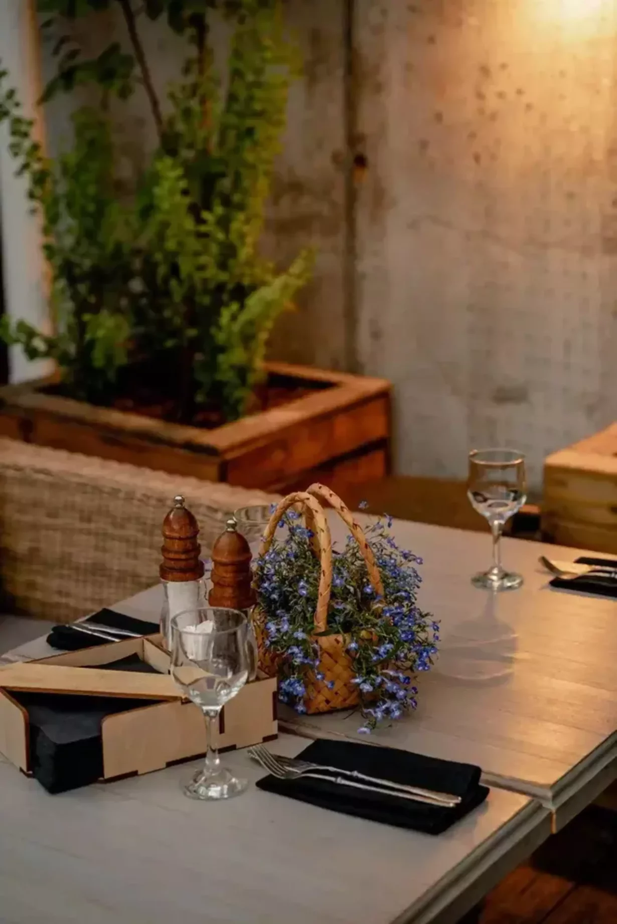 Интерьер/Экстерьер/Банкетная зона/Бар/Стол для двоих/Вход/Главный зал/Lounge зона ресторан Некрасов фото