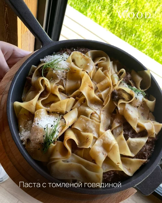 Интерьер/Экстерьер/Банкетная зона/Бар/Стол для двоих/Вход/Главный зал/Lounge зона ресторан Wood Wood Wood фото