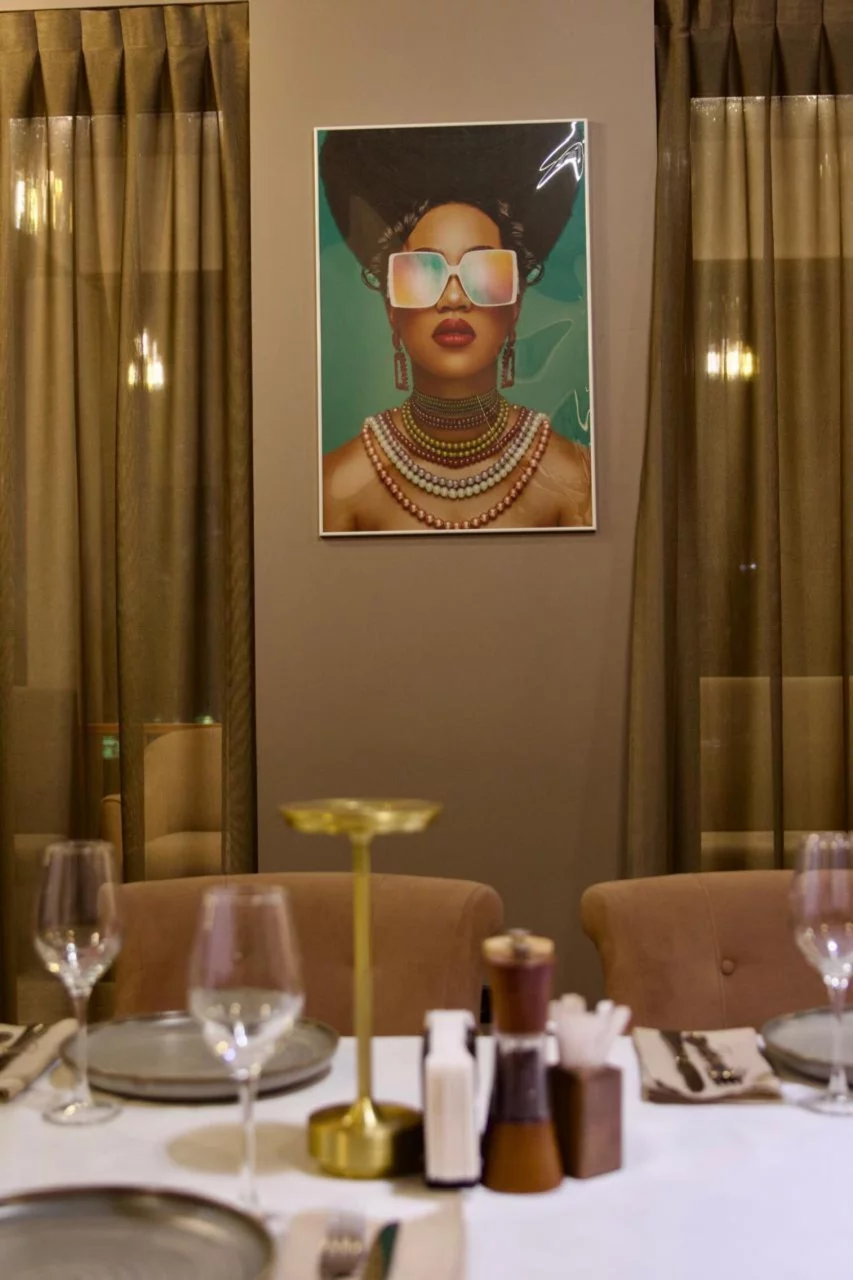 Интерьер/Экстерьер/Банкетная зона/Бар/Стол для двоих/Вход/Главный зал/Lounge зона ресторан The Villa фото