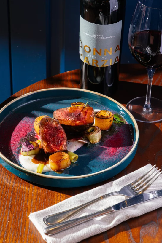 Интерьер/Экстерьер/Банкетная зона/Бар/Стол для двоих/Вход/Главный зал/Lounge зона ресторан Sapori di Italia фото