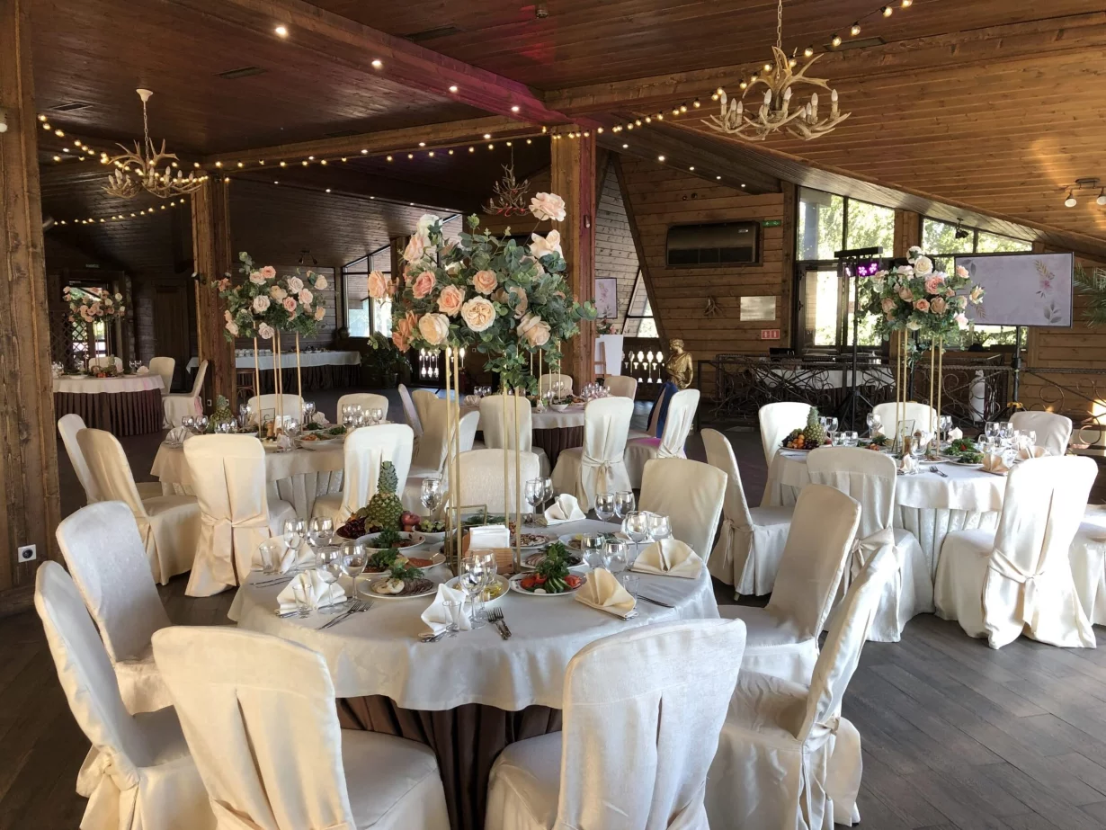 Интерьер/Экстерьер/Банкетная зона/Бар/Стол для двоих/Вход/Главный зал/Lounge зона ресторан Дом фото