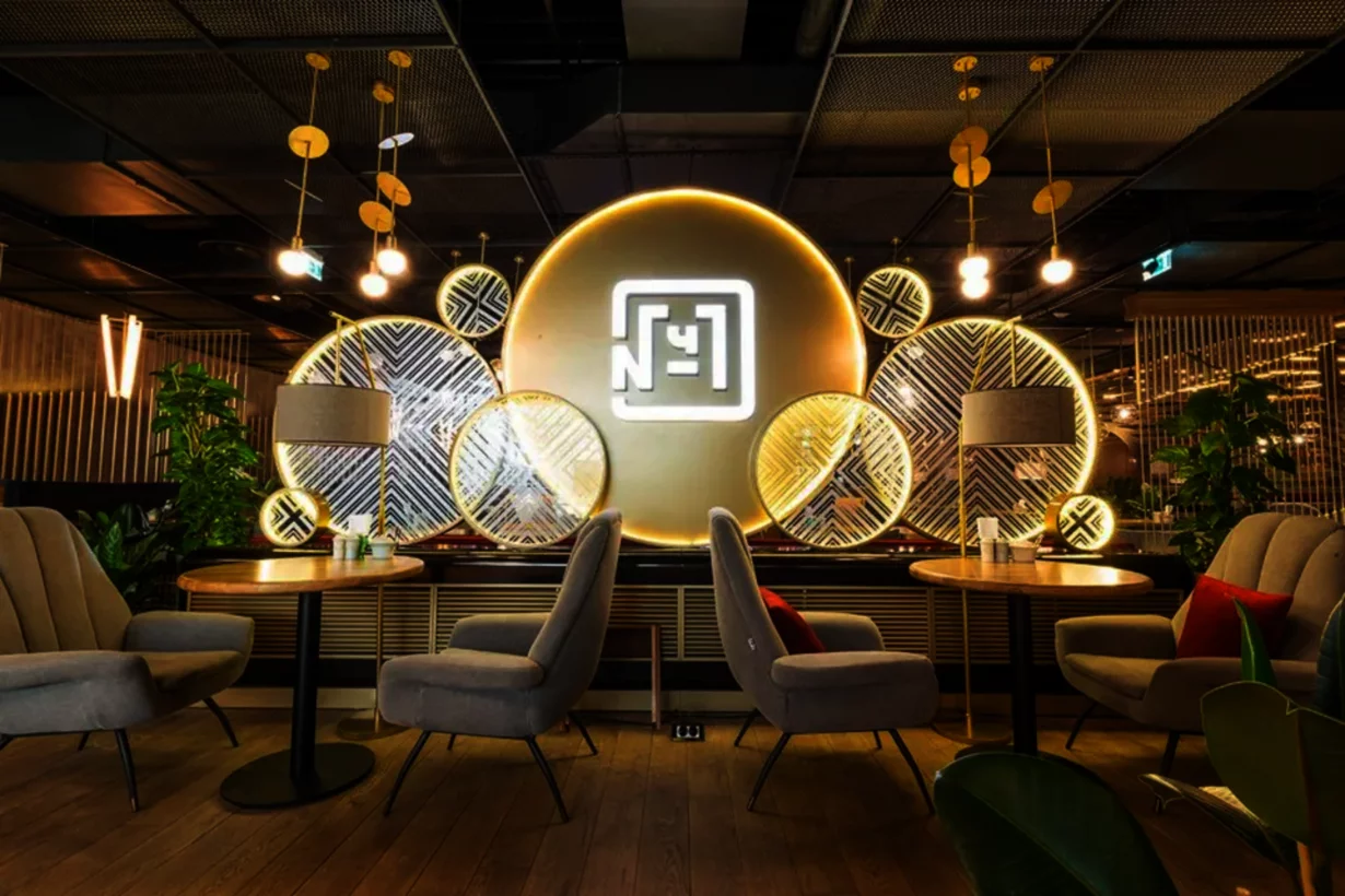 Ресторан «Vasilchuki Chaihona №1» / «Васильчуки чайхона номер один ...