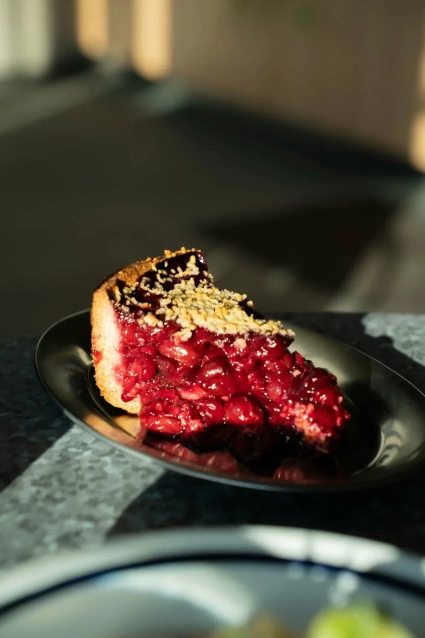 Интерьер/Экстерьер/Банкетная зона/Бар/Стол для двоих/Вход/Главный зал/Lounge зона кафе No:am фото