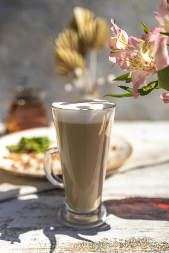 Интерьер/Экстерьер/Банкетная зона/Бар/Стол для двоих/Вход/Главный зал/Lounge зона ресторан Sadu фото