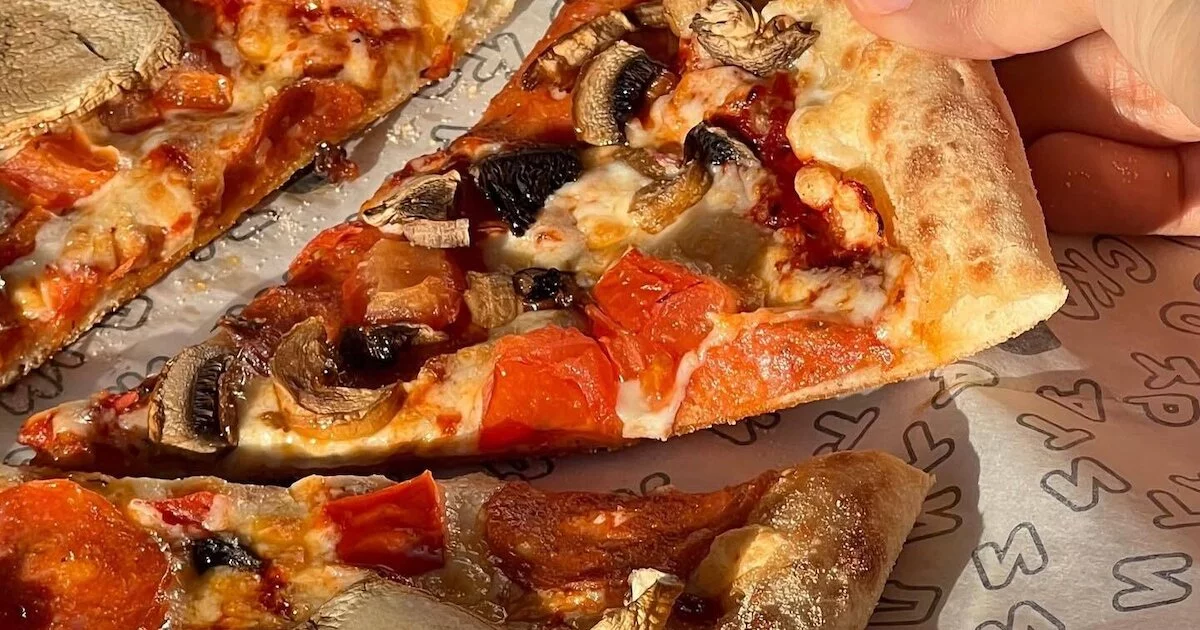 Пиццерия «Додо Пицца» Казань: бронирование, цены, меню, адрес, фото ...