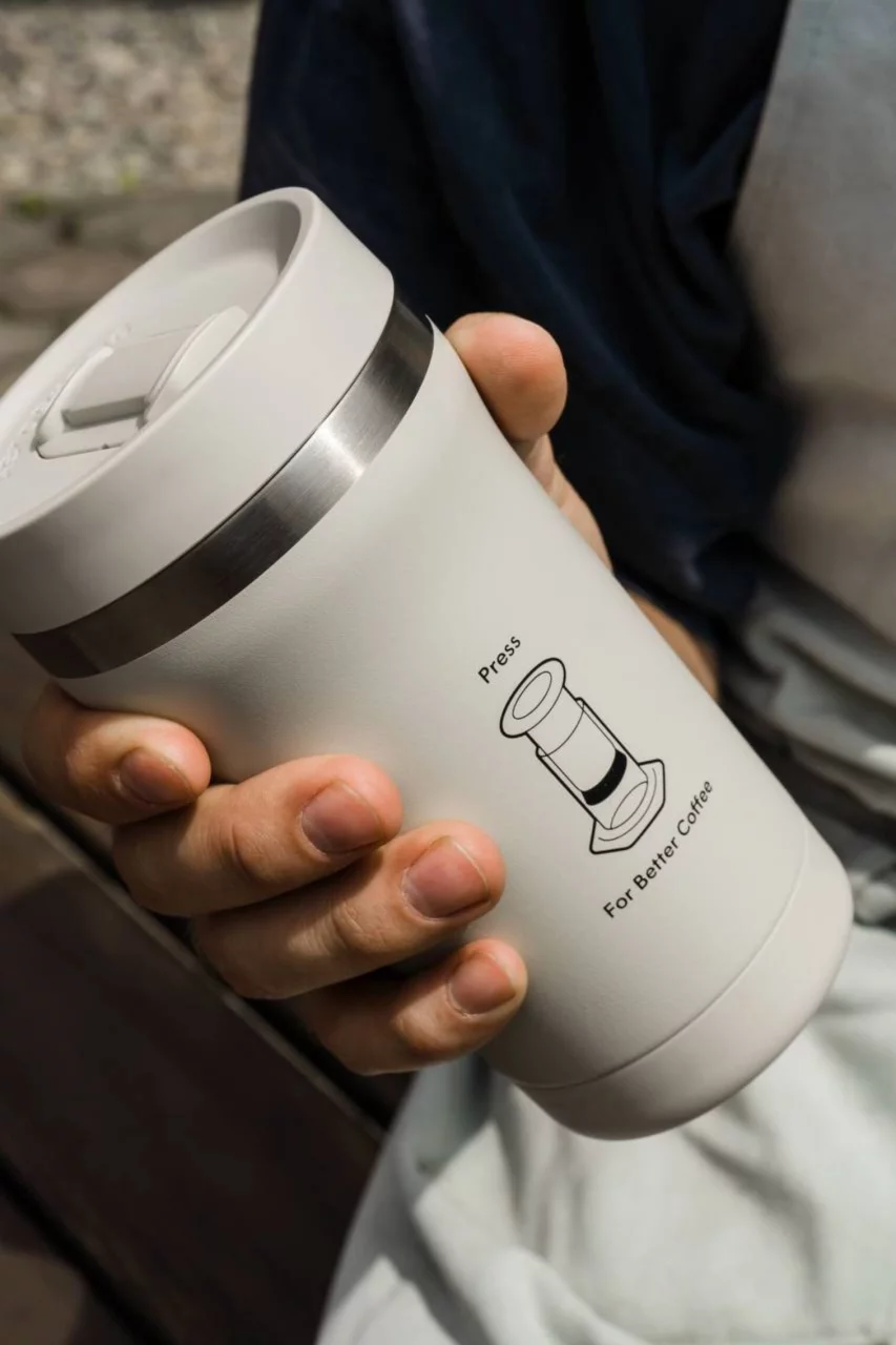 Интерьер/Экстерьер/Банкетная зона/Бар/Стол для двоих/Вход/Главный зал/Lounge зона кофейня Кафема фото