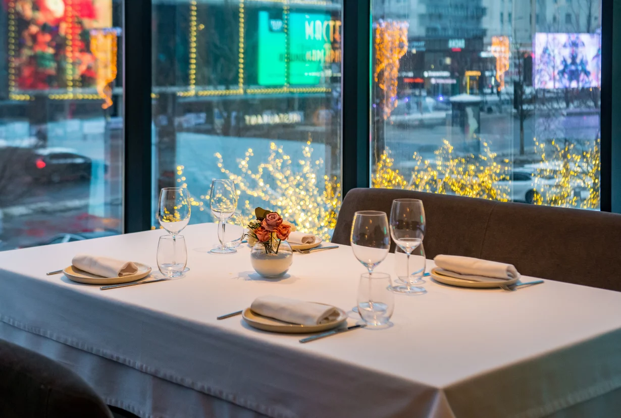 Интерьер/Экстерьер/Банкетная зона/Бар/Стол для двоих/Вход/Главный зал/Lounge зона ресторанный комплекс Olimpbet Lounge фото