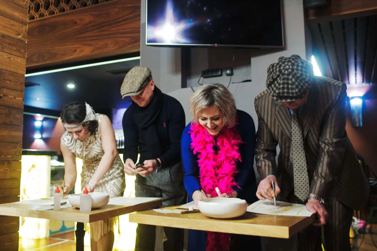 Интерьер/Экстерьер/Банкетная зона/Бар/Стол для двоих/Вход/Главный зал/Lounge зона бар Wine Story фото