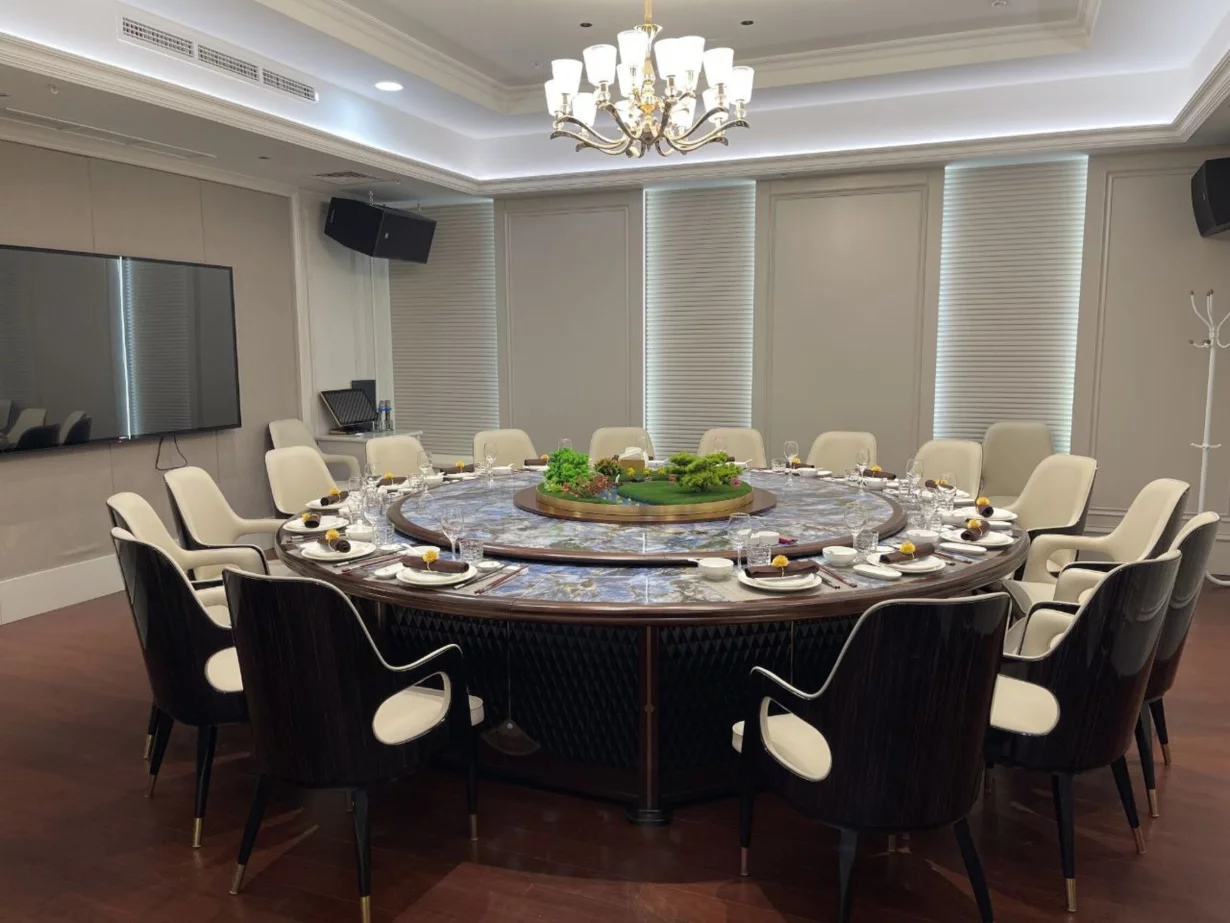 Интерьер/Экстерьер/Банкетная зона/Бар/Стол для двоих/Вход/Главный зал/Lounge зона ресторан Шанхай фото