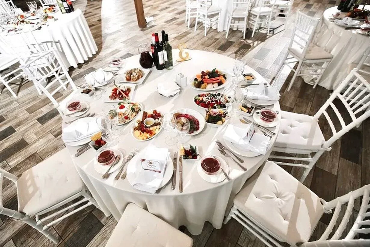 Киевтің 50-60 жастағы ескі жезөкшелері Әйелдің жалаңаштанған порносы