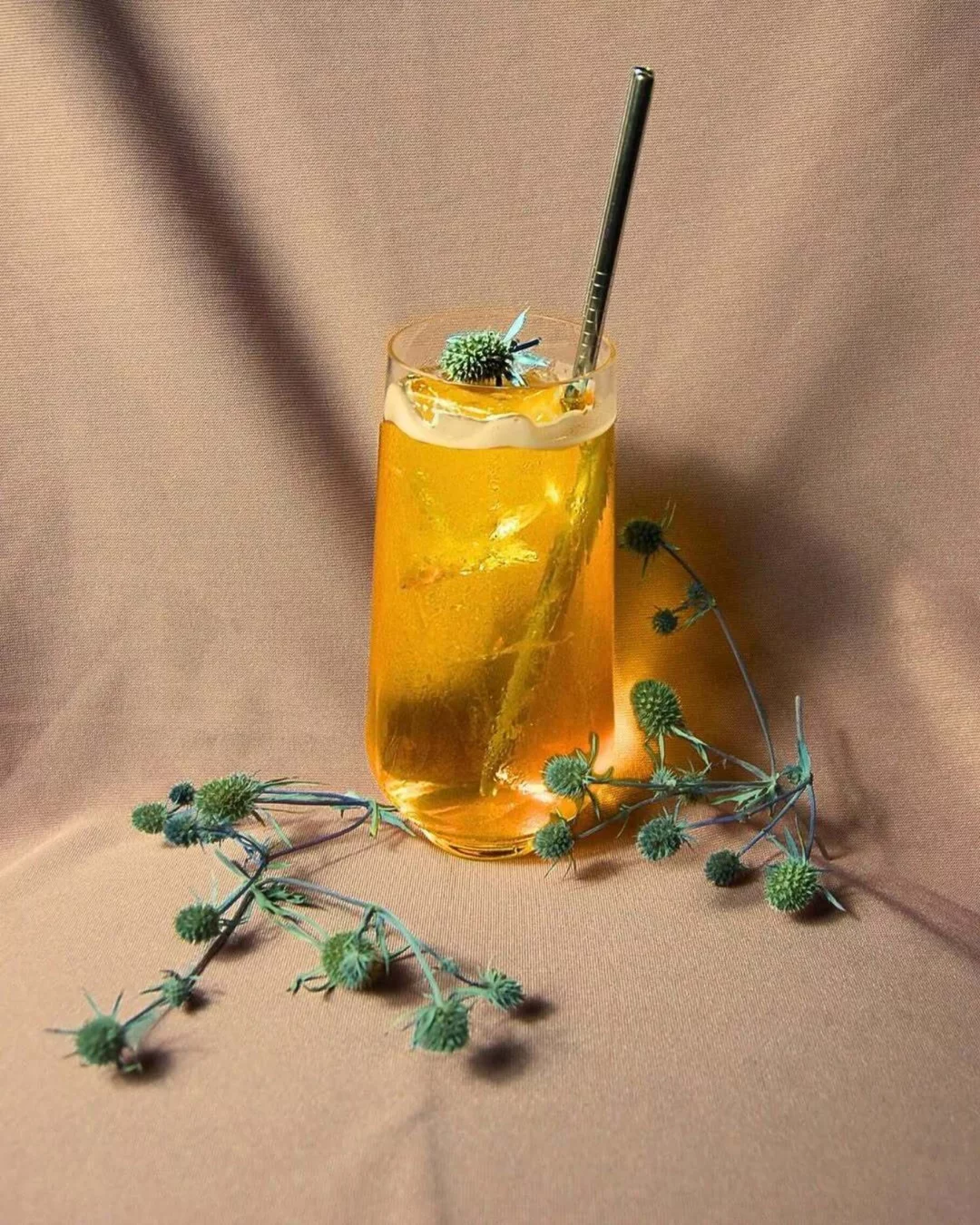 Интерьер/Экстерьер/Банкетная зона/Бар/Стол для двоих/Вход/Главный зал/Lounge зона ресторан Tizer фото