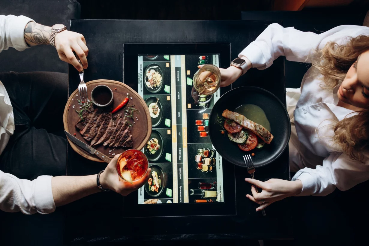 Интерьер/Экстерьер/Банкетная зона/Бар/Стол для двоих/Вход/Главный зал/Lounge зона ресторан Игристые фото