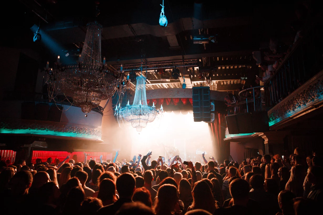 Интерьер/Экстерьер/Банкетная зона/Бар/Стол для двоих/Вход/Главный зал/Lounge зона ресторанный комплекс Soho Rooms фото