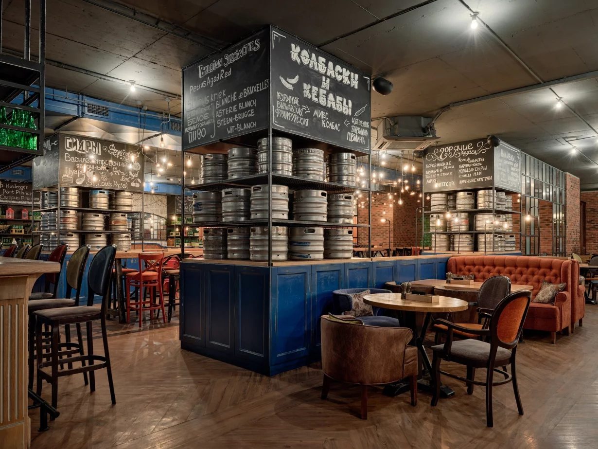 Интерьер/Экстерьер/Банкетная зона/Бар/Стол для двоих/Вход/Главный зал/Lounge зона гастробар Залечь на дно в Гамбург фото