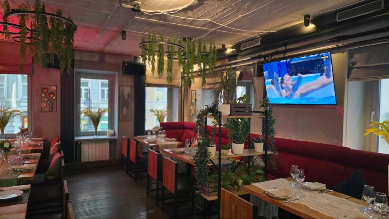 Интерьер/Экстерьер/Банкетная зона/Бар/Стол для двоих/Вход/Главный зал/Lounge зона ресторан Раковарня «В ус не дул» на Пятницкой фото