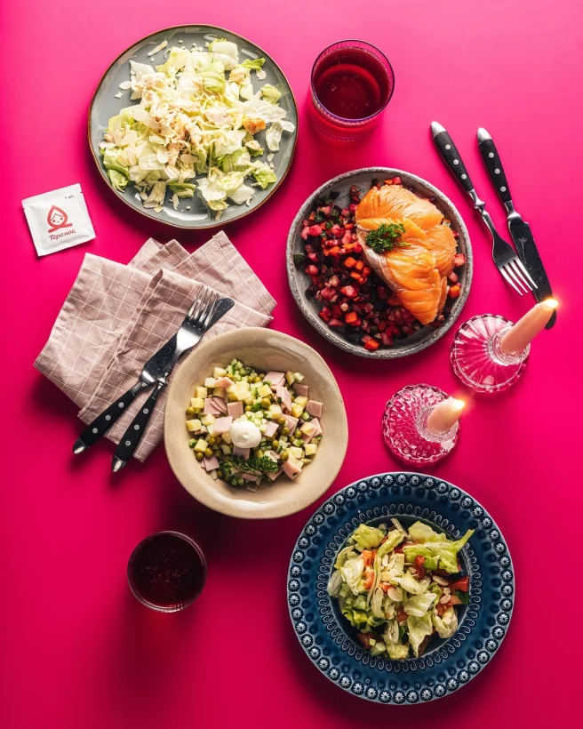 Интерьер/Экстерьер/Банкетная зона/Бар/Стол для двоих/Вход/Главный зал/Lounge зона кафе Теремок фото