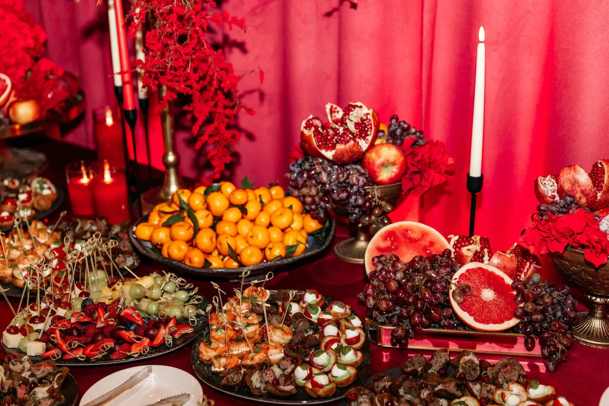 Интерьер/Экстерьер/Банкетная зона/Бар/Стол для двоих/Вход/Главный зал/Lounge зона ресторанный комплекс Olimpbet Lounge фото