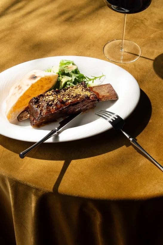 Интерьер/Экстерьер/Банкетная зона/Бар/Стол для двоих/Вход/Главный зал/Lounge зона ресторан Кэф фото