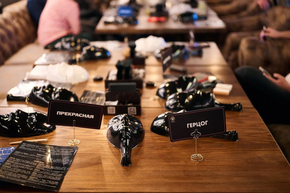 Интерьер/Экстерьер/Банкетная зона/Бар/Стол для двоих/Вход/Главный зал/Lounge зона лаунж SOHO lounge фото